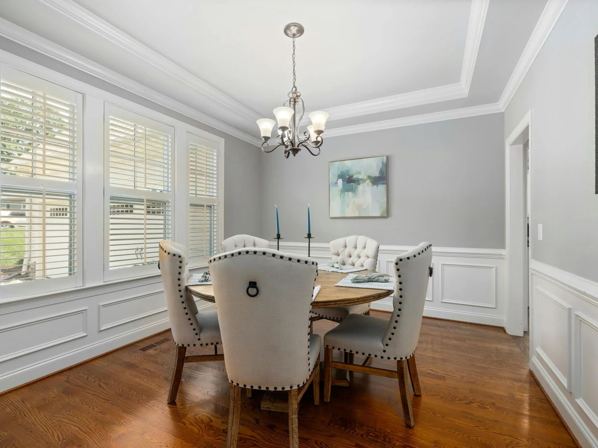 Grey dining room painting in Ipswich by Ipswich Painters