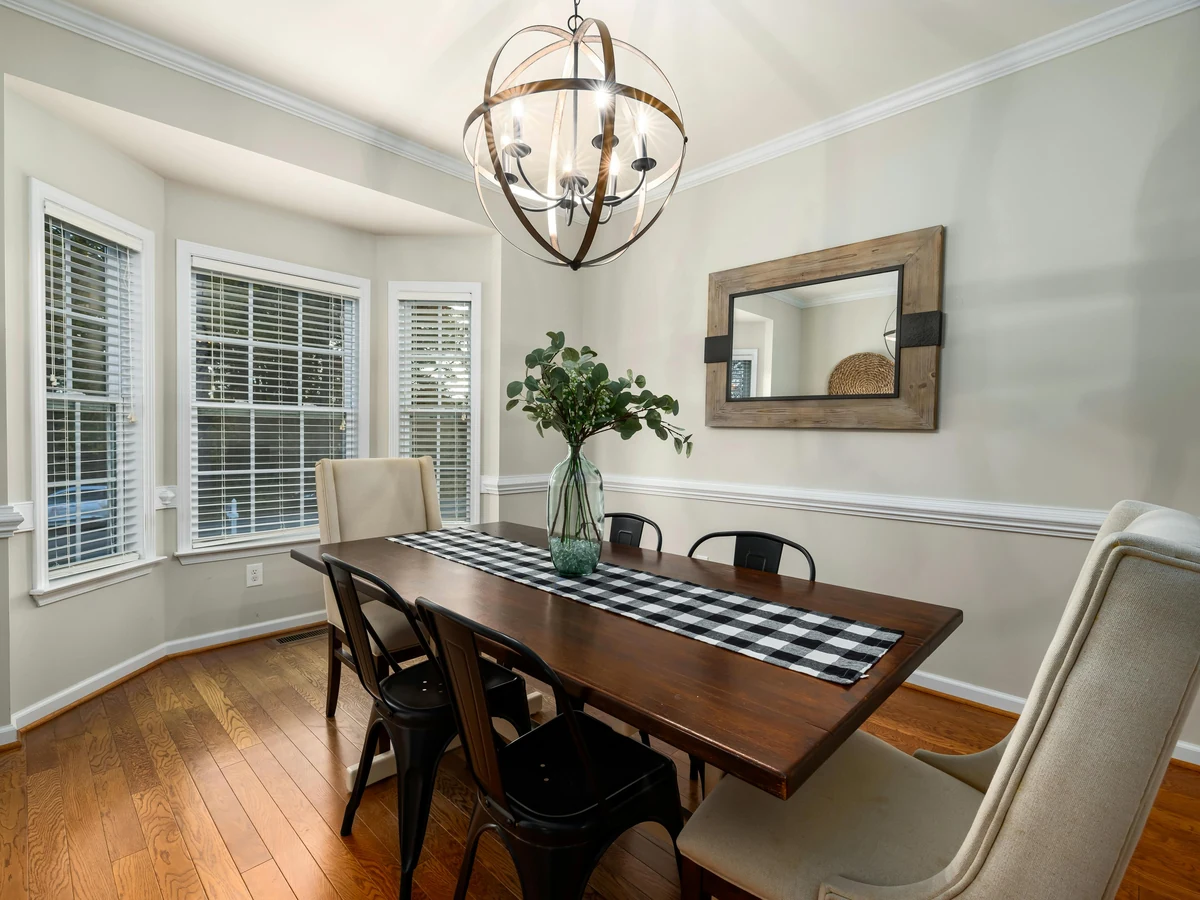 Modern dining room painting with neutral tones in Ipswich