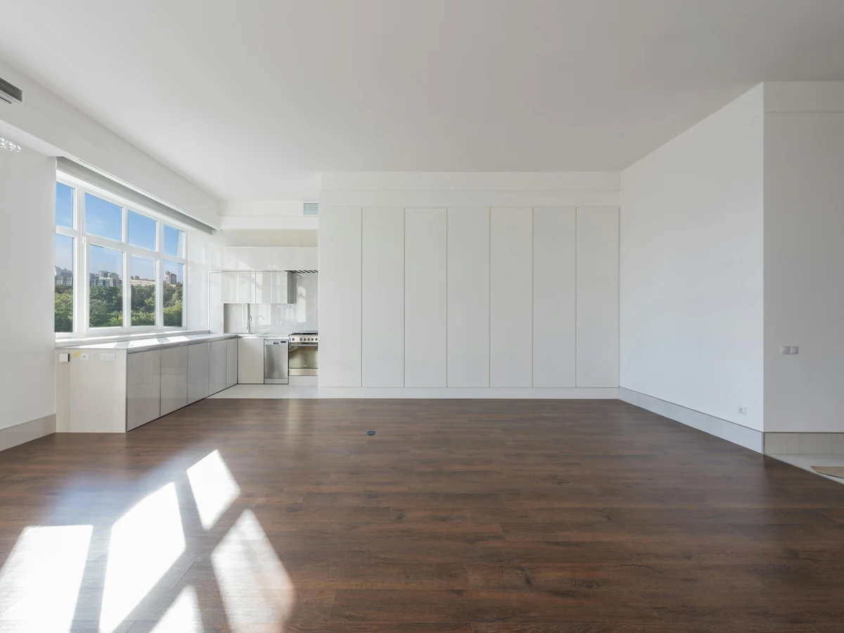 Large empty white room interior painting in Ipswich