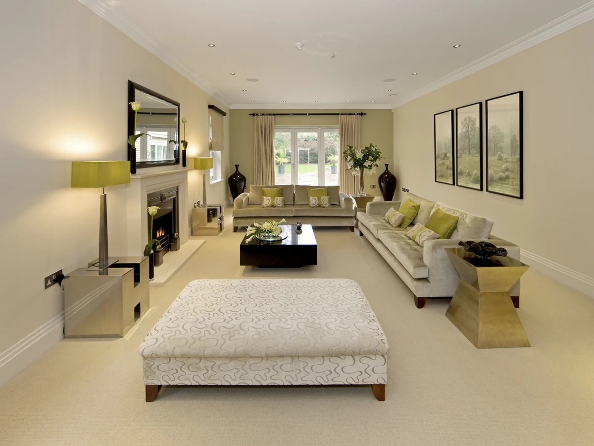 Large formal living room painting in Ipswich by professional painters